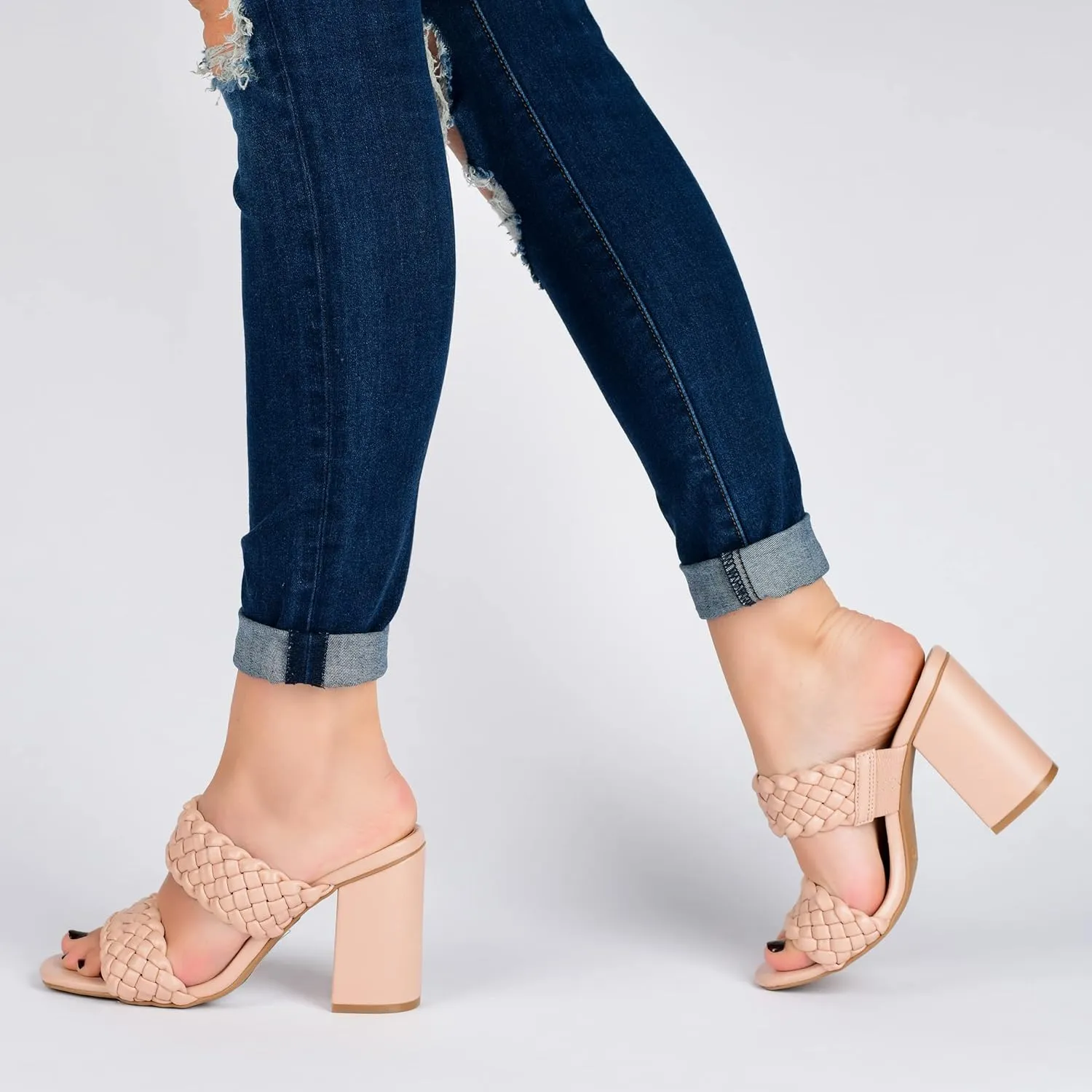 Journee Collection Women's Pump