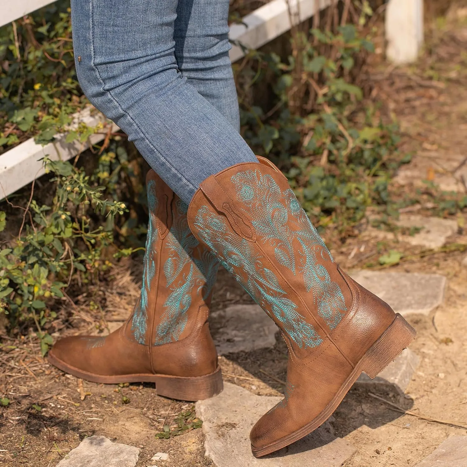 J's.o.l.e Ladies Floral Cowboy Boots for Women Square Toe Cowgirl Boots Fashion Western Boots