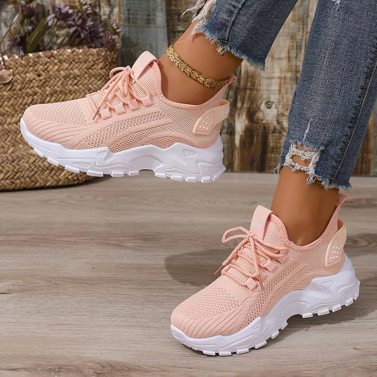 Large Size Women's White Shoes, Summer mesh lace Sneakers, Comfortable Low-top Running, Travel and Vacation Leisure