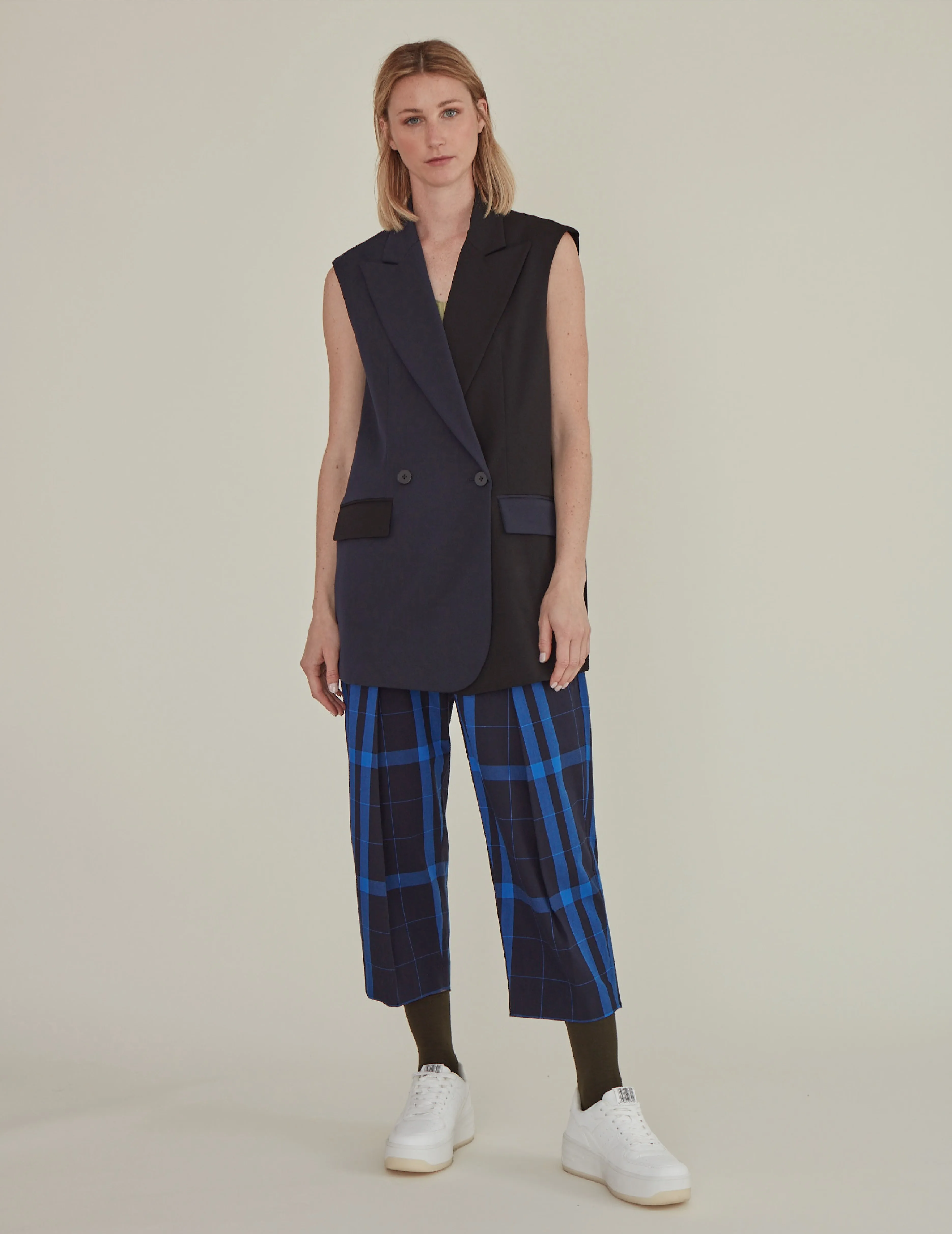 Note to Self / Embroidered Tartan Plaid Pants • Navy