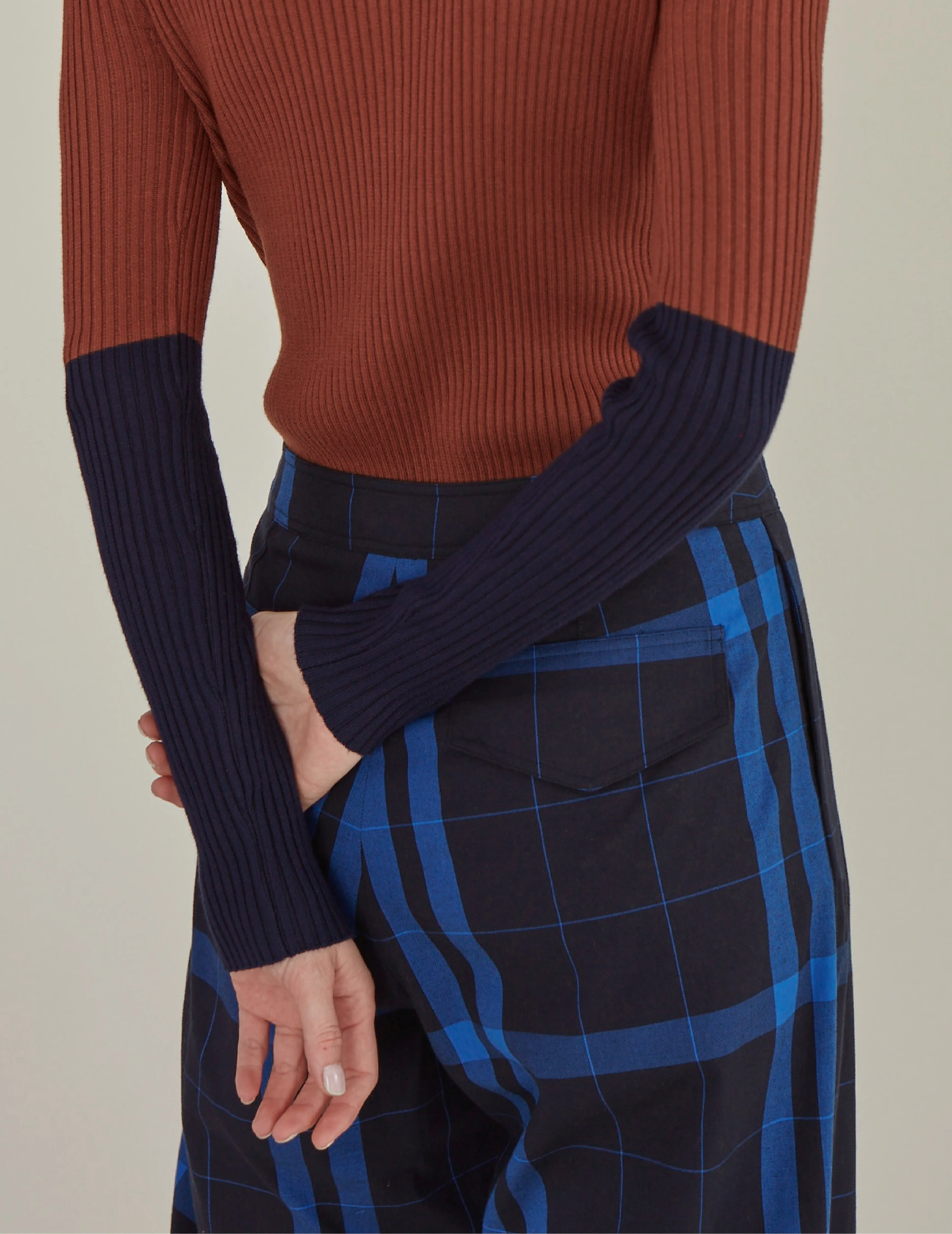 Note to Self / Embroidered Tartan Plaid Pants • Navy