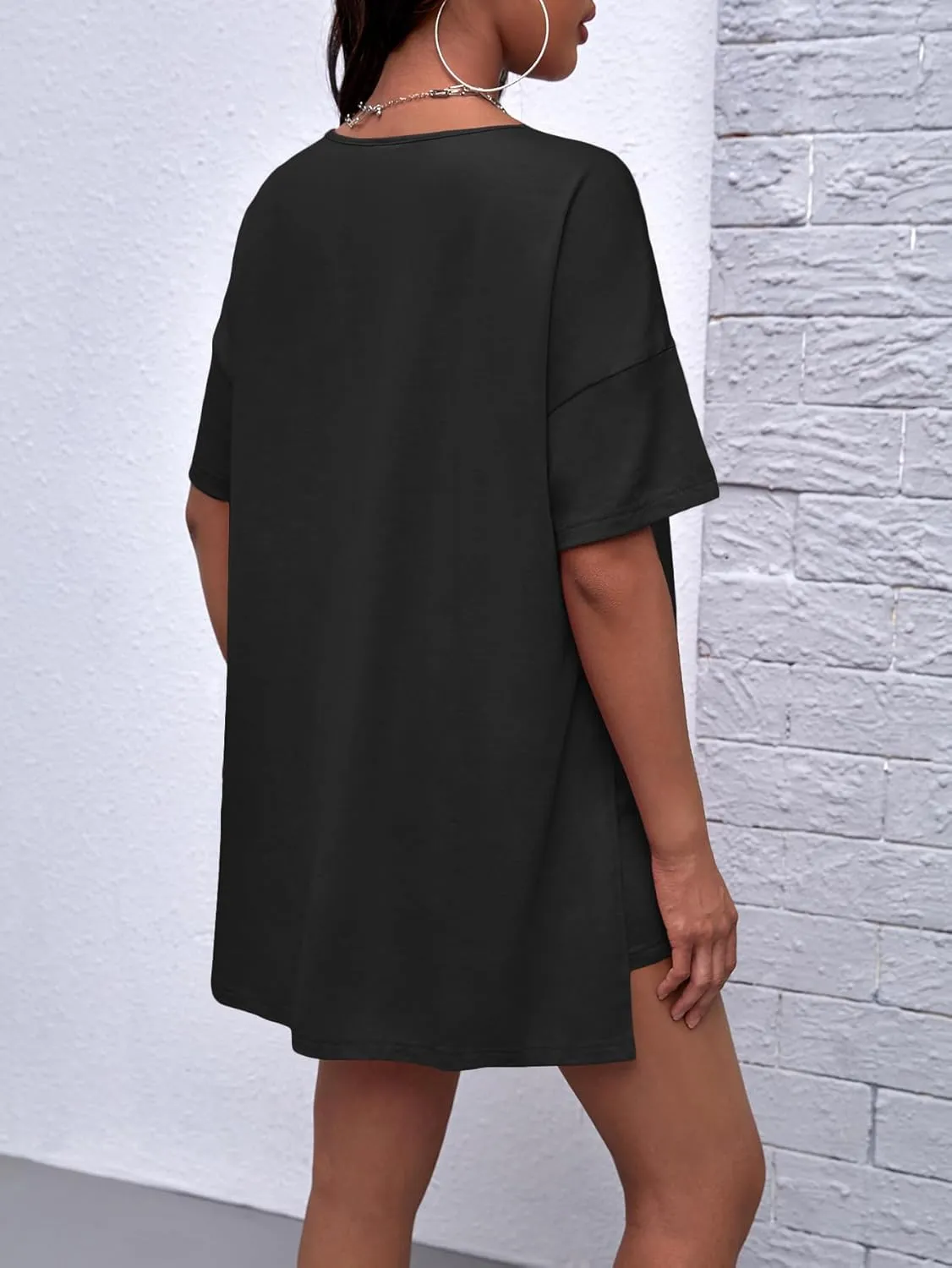 OYOANGLE Women's Maternity 2 Piece Outfits Short Sleeve Split Hem Tee Shirt and Shorts Set
