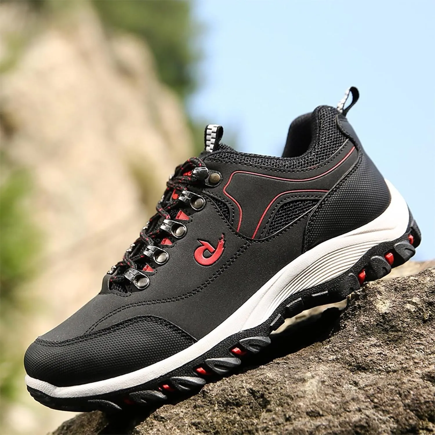 Slip on Loafers Men’s Hiking Shoes Lightweight Walking Shoes Comfortable Trekking and Trail Shoes for Outdoor Driving