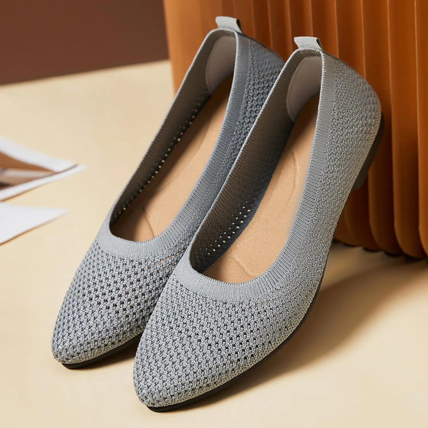 Women's Pointed Toe Slip-On Knit Flats,Breathable Mesh Soft Sole Comfortable Ballet Flats Casual Walking Work Dressy Loafers