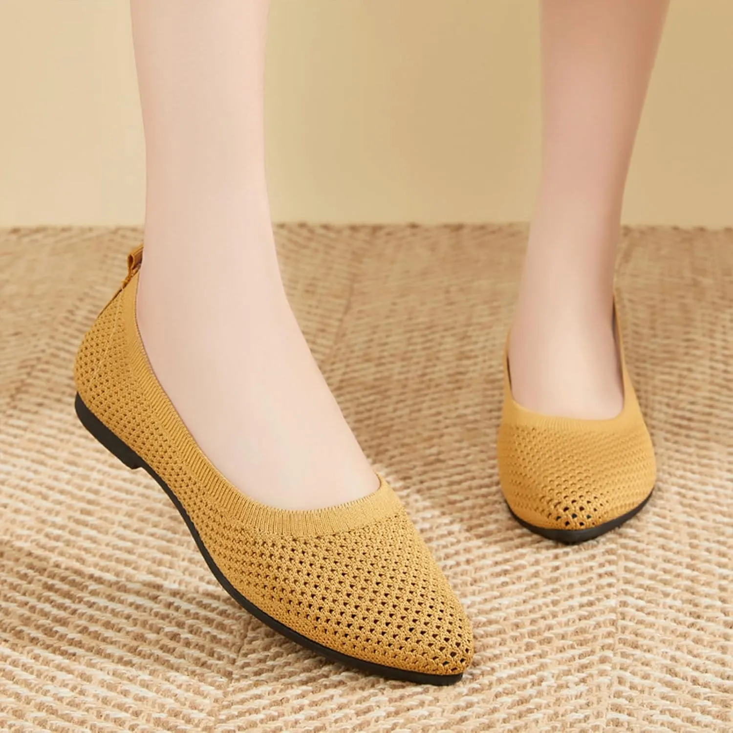 Women's Pointed Toe Slip-On Knit Flats,Breathable Mesh Soft Sole Comfortable Ballet Flats Casual Walking Work Dressy Loafers